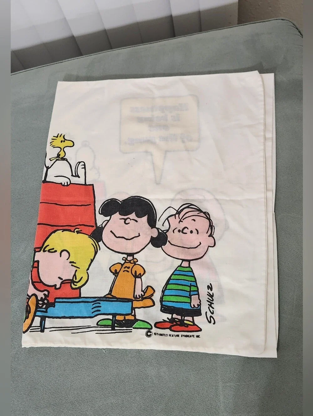 Peanuts White Tablecloth with Colorful Character Print